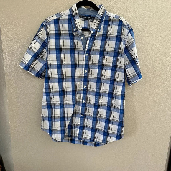 Nautica Men's Short‎ Sleeve Collared Shirt size Large - Picture 1 of 7